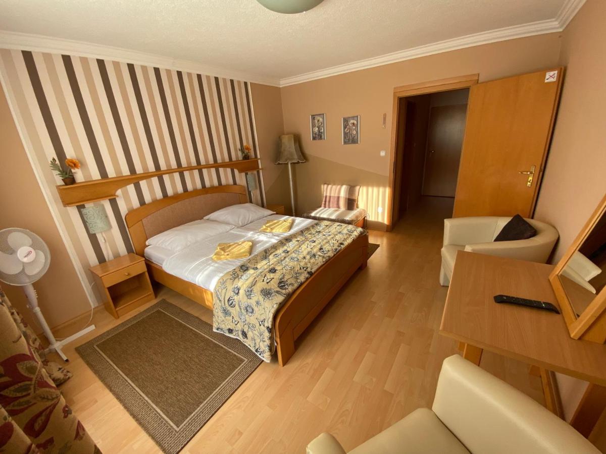 Villa Lux Hévíz 외부 사진