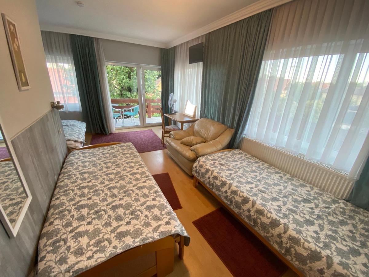 Villa Lux Hévíz 외부 사진